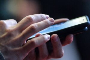 Что смотрят на телефоне?